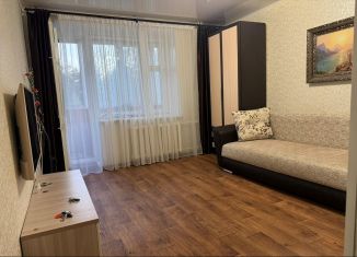 Сдается в аренду однокомнатная квартира, 30 м2, Татарстан, улица Строителей, 23