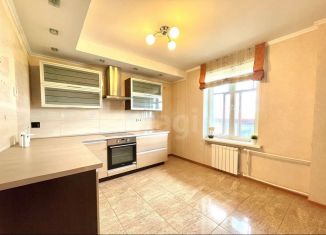 Продам трехкомнатную квартиру, 90.4 м2, Казань, улица Гаврилова, 56к7