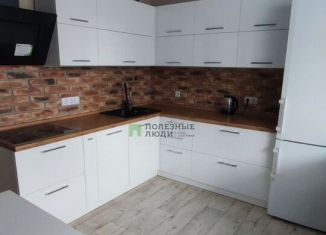 2-комнатная квартира в аренду, 50 м2, Ижевск, улица 40 лет Победы, 138А