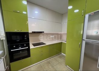 Продам 2-комнатную квартиру, 74.9 м2, Тюмень, улица Тимофея Чаркова, 81к2