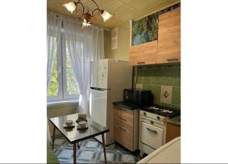 Сдаю в аренду 1-ком. квартиру, 50 м2, Москва, 15-я Парковая улица, 36/63к2