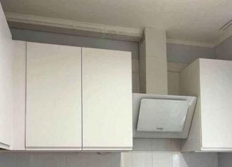 Сдается 1-ком. квартира, 39 м2, Москва, улица Верхние Поля, 6