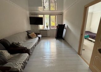 Продается 3-комнатная квартира, 68 м2, Аргун, улица А.А. Кадырова, 93