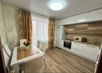 Продается двухкомнатная квартира, 55.6 м2, село Мариинский, Хвойная улица, 16