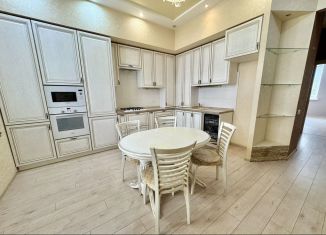 3-ком. квартира на продажу, 99 м2, Ульяновск, улица Радищева, 86