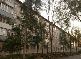 Продаю четырехкомнатную квартиру, 62 м2, Ярославль, Автозаводская улица