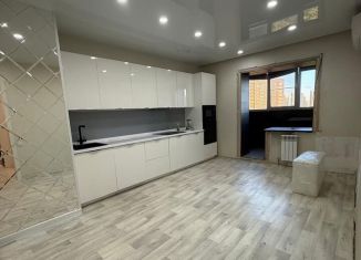 Продаю двухкомнатную квартиру, 65 м2, Воронеж, проспект Труда, 72