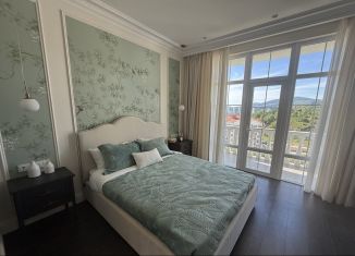 Продается 1-комнатная квартира, 30 м2, Сочи, улица Ленина, 290/7