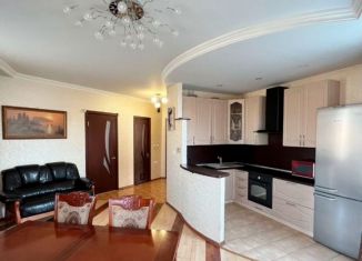 Продается 3-ком. квартира, 90 м2, Томск, Совхозная улица, 2А