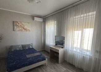 Сдаю в аренду дом, 65 м2, Таганрог, улица Софьи Перовской, 5