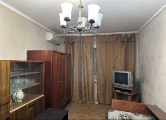 Продам 1-комнатную квартиру, 30 м2, Ростов-на-Дону, Батуринская улица, 7, Железнодорожный район