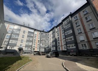 Продаю двухкомнатную квартиру, 82.8 м2, Татарстан, улица Сельхозтехника, 6/1