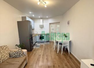 Продам двухкомнатную квартиру, 72.3 м2, Чита, улица Бабушкина, 4