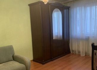 Сдается в аренду 1-ком. квартира, 37 м2, Москва, Никулинская улица, 27к2