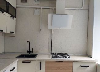 Продается 2-ком. квартира, 44 м2, Екатеринбург, улица Авиаторов, 15, Октябрьский район