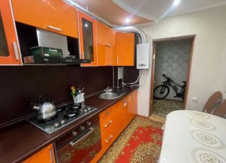 Продается двухкомнатная квартира, 46 м2, Татарстан, улица Дружбы, 8