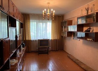 Продается трехкомнатная квартира, 54 м2, Брянск, улица Шолохова, 47