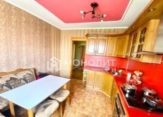 Сдаю в аренду 3-ком. квартиру, 84 м2, Старый Оскол, микрорайон Восточный, 45