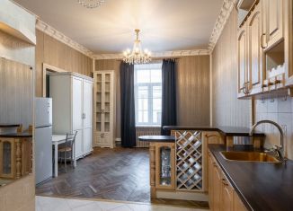 Сдается квартира студия, 32 м2, Санкт-Петербург, набережная канала Грибоедова, 9