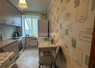 Продаю двухкомнатную квартиру, 52.1 м2, Курск, улица 50 лет Октября, 11