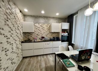 Продажа двухкомнатной квартиры, 68.3 м2, слобода Подновье, Лысогорская улица, 89к1, ЖК Монолит