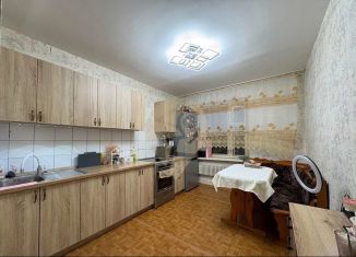 Продается 1-комнатная квартира, 36 м2, Старый Оскол, микрорайон Восточный, 15