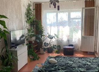 Продаю трехкомнатную квартиру, 59.3 м2, Крым, улица Лермонтова, 14