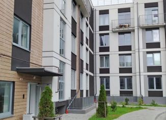 Продаю 1-ком. квартиру, 36.4 м2, Калининград, улица Сержанта Мишина, 81к3