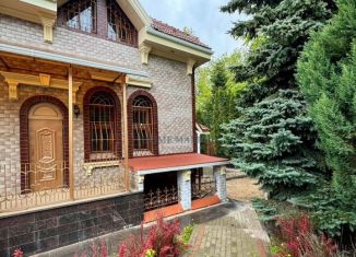 Продам дом, 540 м2, Москва, Новогорская улица, 74