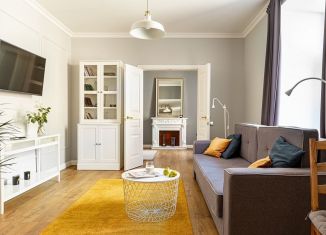 Сдам 2-комнатную квартиру, 48 м2, Санкт-Петербург, набережная реки Мойки, 82