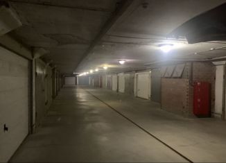 Сдам гараж, 25 м2, Свердловская область, улица Щорса, 128