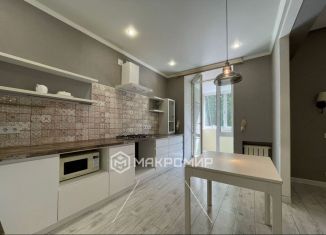 Продажа 3-комнатной квартиры, 76 м2, Орёл, Московская улица, 68