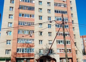 Продается 2-комнатная квартира, 52 м2, Ярославль, улица Гагарина, 47