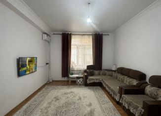 Продается двухкомнатная квартира, 66 м2, Махачкала, улица Ахмеда Магомедова, 2