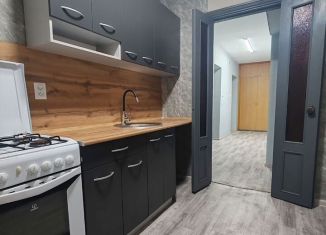 Продается 2-ком. квартира, 43 м2, Каменск-Шахтинский, улица Ворошилова