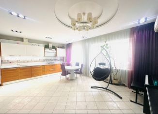 Продаю 4-ком. квартиру, 130.2 м2, Ростов-на-Дону, Сказочная улица, 103