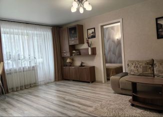 Продам 2-ком. квартиру, 43.2 м2, Тула, улица Немцова, 17А