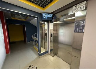 Продам двухкомнатную квартиру, 38 м2, Петрозаводск, улица Генерала Судакова, 7