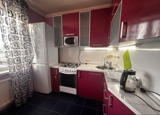 Сдаю в аренду однокомнатную квартиру, 32.5 м2, Псковская область, улица Байкова, 4