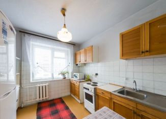 Аренда 3-ком. квартиры, 62.9 м2, Свердловская область, Асбестовский переулок, 3к2