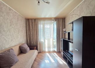 Сдаю 1-комнатную квартиру, 30 м2, Челябинск, улица Молодогвардейцев, 38, Курчатовский район