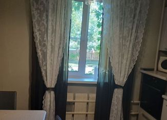 Сдам в аренду двухкомнатную квартиру, 56 м2, Йошкар-Ола, Вознесенская улица, 34