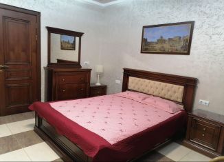 Аренда квартиры студии, 30 м2, Крым, Средне-Слободская улица, 26Б