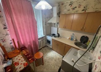 Сдаю 3-комнатную квартиру, 56 м2, Кириши, улица Энергетиков, 22