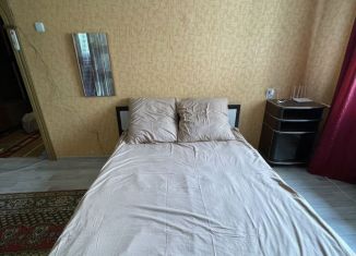 Сдам в аренду однокомнатную квартиру, 35 м2, Белгород, Садовая улица, 53