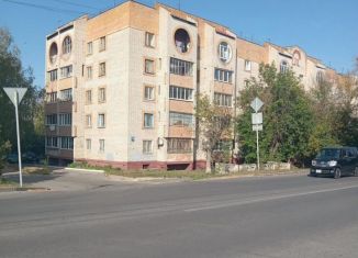 Сдам в аренду 1-ком. квартиру, 40 м2, Калуга, Тульская улица, 139