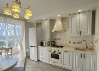 Сдается в аренду однокомнатная квартира, 37 м2, Костромская область, Чернореченский проезд, 6