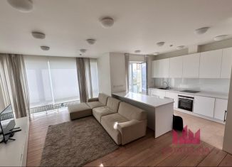 Сдам 2-комнатную квартиру, 83 м2, Москва, Нежинская улица, 1к1