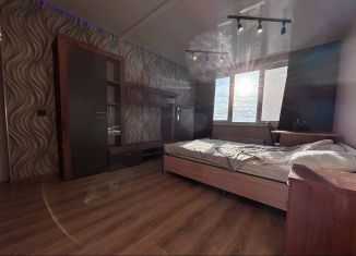 Сдается 2-ком. квартира, 56.8 м2, Екатеринбург, улица Готвальда, 24/4, метро Уральская