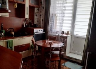 Двухкомнатная квартира в аренду, 60 м2, Республика Башкортостан, улица Бехтерева, 10/1